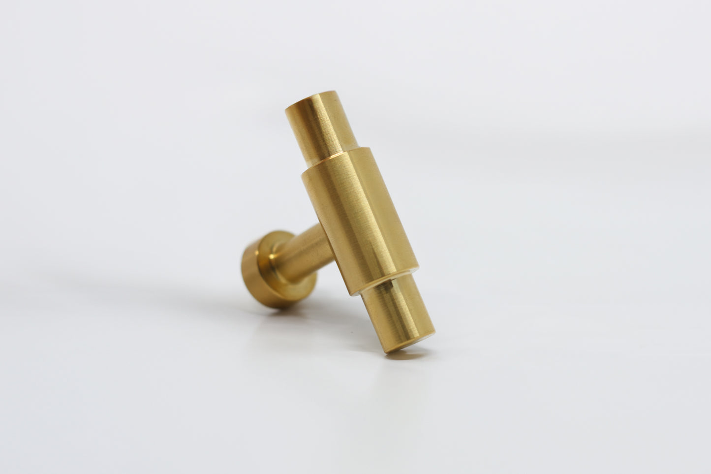 Vernon Handle